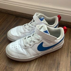 Nike shoes worn once